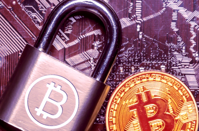 безопасное хранение биткоинов